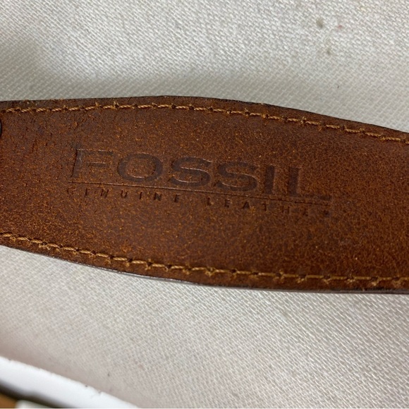 Fossil vintage leather and silver tone braided accents - Picture 5 of 8